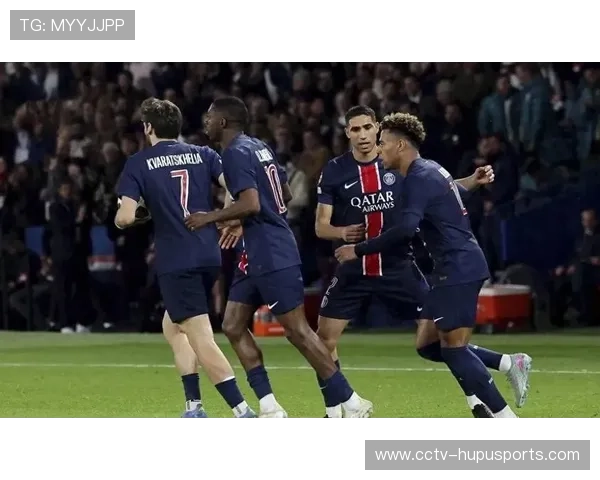 巴黎vs梅斯一役，杜埃替补登场十分钟锁定胜局